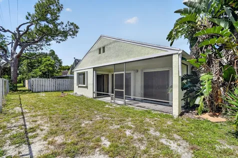 9 Corrie Place Boynton Beach FL 33426