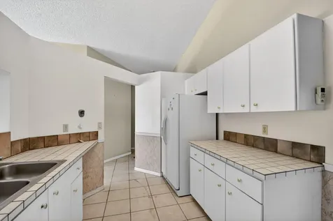 9 Corrie Place Boynton Beach FL 33426