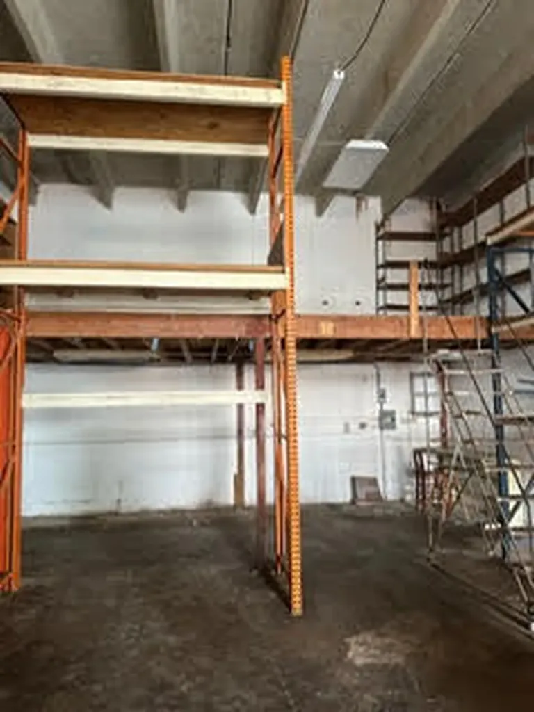 1750 W 39th Place Hialeah FL 33012