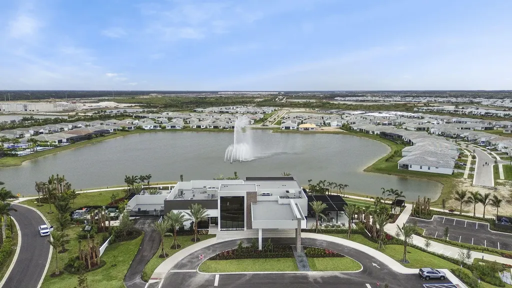 12151 SW Ameresque Way Port St Lucie FL 34987