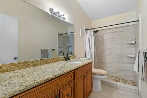 4 Knightsbridge Lane Boynton Beach FL 33426