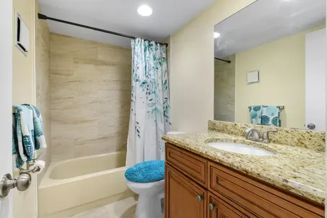 4 Knightsbridge Lane Boynton Beach FL 33426