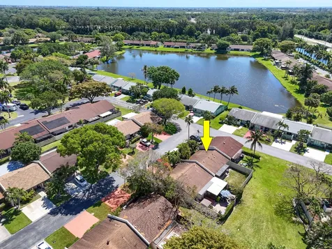 4 Knightsbridge Lane Boynton Beach FL 33426