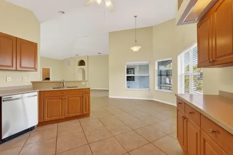 2902 NW 17th Avenue Cape Coral FL 33993