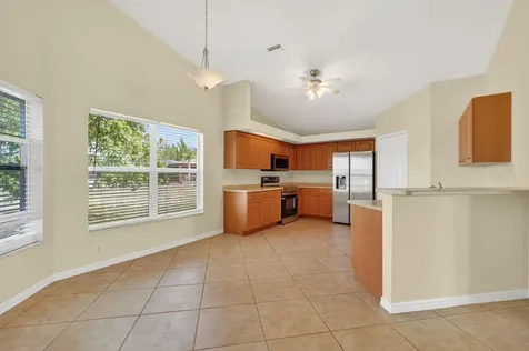 2902 NW 17th Avenue Cape Coral FL 33993