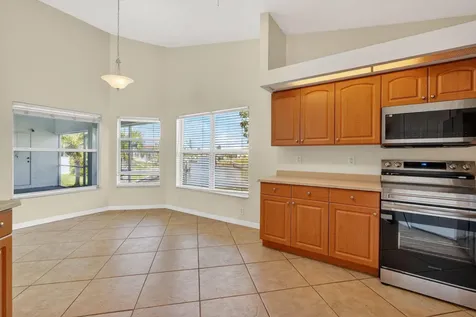 2902 NW 17th Avenue Cape Coral FL 33993