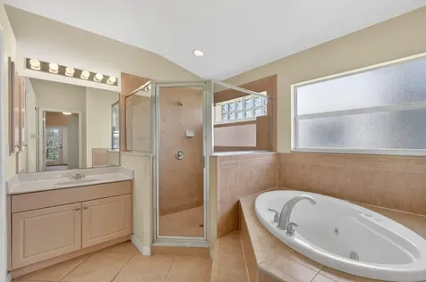 2902 NW 17th Avenue Cape Coral FL 33993