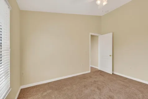 2902 NW 17th Avenue Cape Coral FL 33993