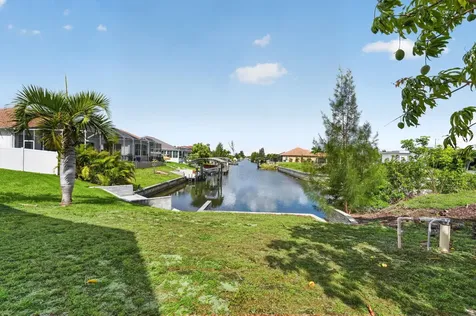 2902 NW 17th Avenue Cape Coral FL 33993