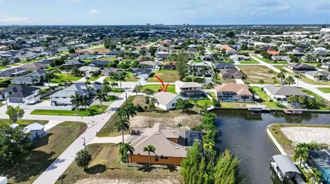 2902 NW 17th Avenue Cape Coral FL 33993