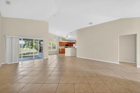 2902 NW 17th Avenue Cape Coral FL 33993