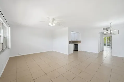2401 Antigua Circle Coconut Creek FL 33066