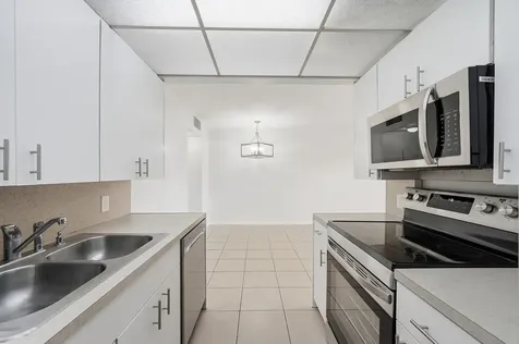 2401 Antigua Circle Coconut Creek FL 33066