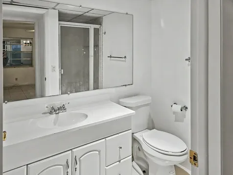 202 Piedmont E Delray Beach FL 33484