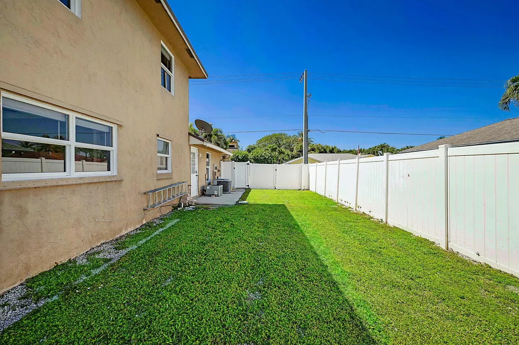 4093 Palo Verde Drive Boynton Beach FL 33436