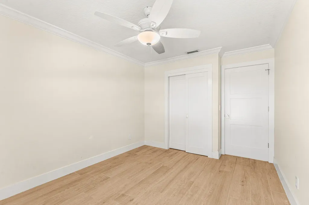 226 Moccasin Trail W Jupiter FL 33458