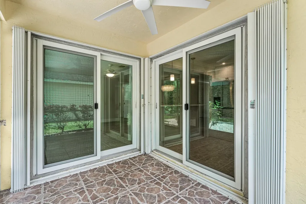 226 Moccasin Trail W Jupiter FL 33458