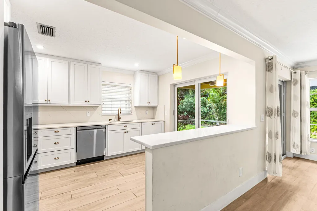 226 Moccasin Trail W Jupiter FL 33458