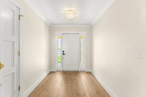 226 Moccasin Trail W Jupiter FL 33458