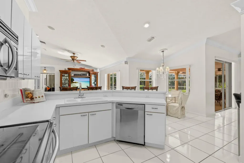 15495 Rolling Meadows Circle Wellington FL 33414
