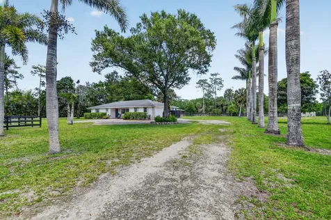 14964 Snail Trail Loxahatchee Groves FL 33470