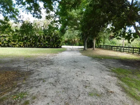 14964 Snail Trail Loxahatchee Groves FL 33470