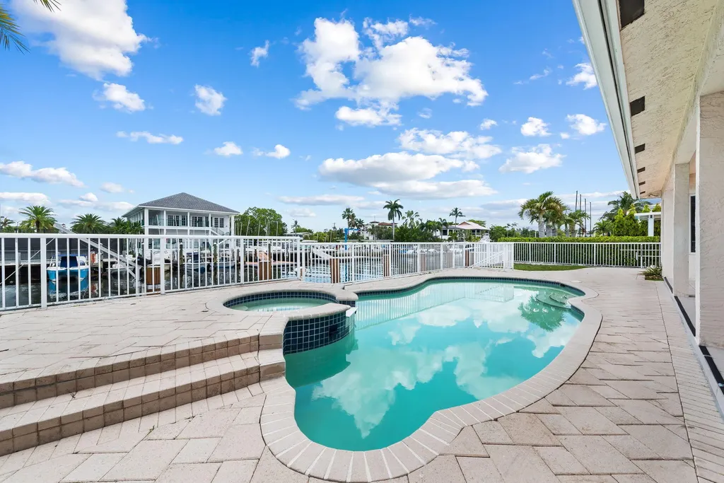 1630 SE 11th Street Fort Lauderdale FL 33316