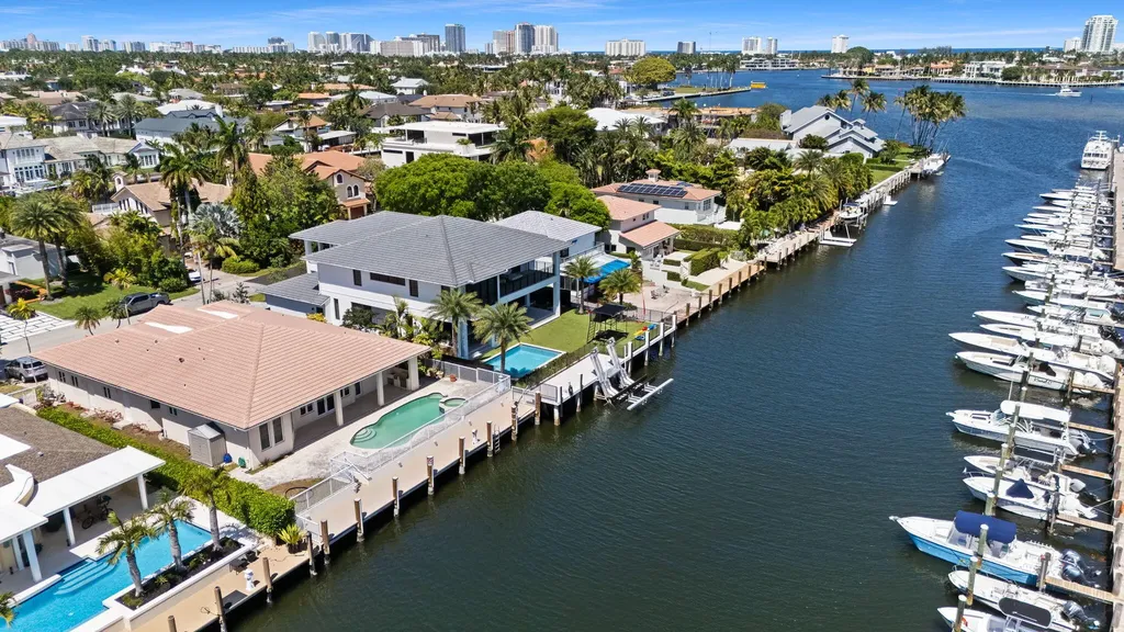 1630 SE 11th Street Fort Lauderdale FL 33316