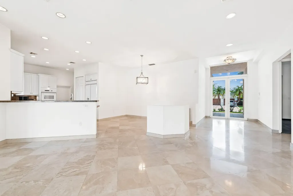 1630 SE 11th Street Fort Lauderdale FL 33316