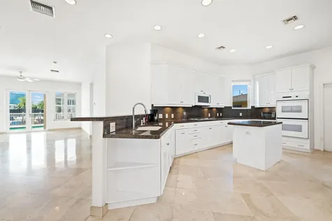 1630 SE 11th Street Fort Lauderdale FL 33316