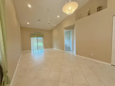 6510 Oxford Circle Vero Beach FL 32966