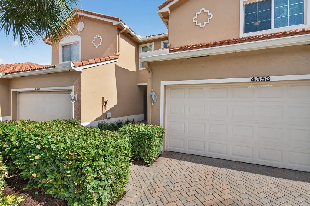 4353 Colony View Drive Lake Worth FL 33463