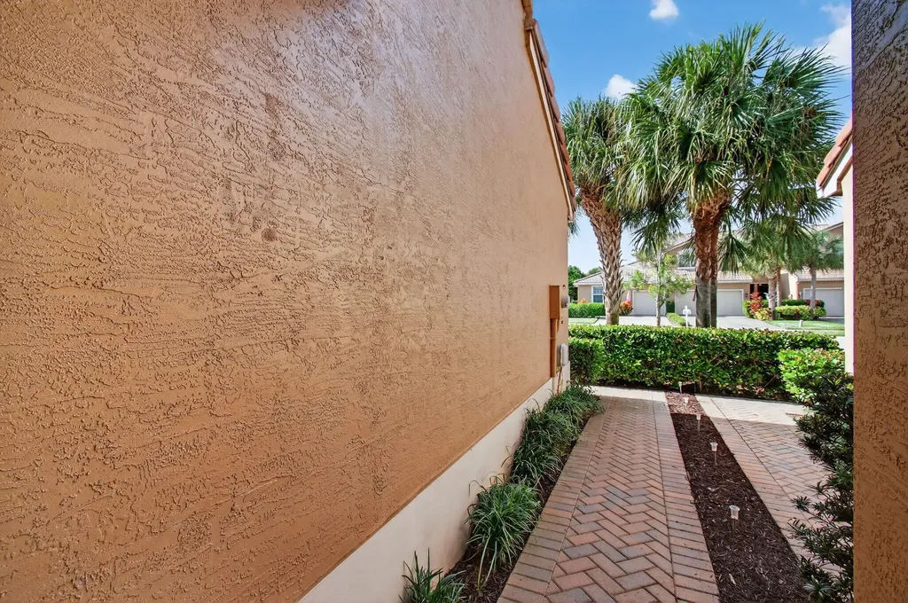 4353 Colony View Drive Lake Worth FL 33463
