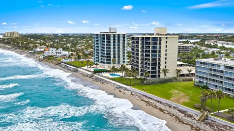 200 Beach Road Tequesta FL 33469