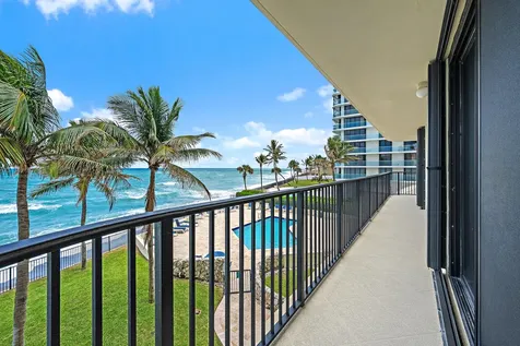 200 Beach Road Tequesta FL 33469