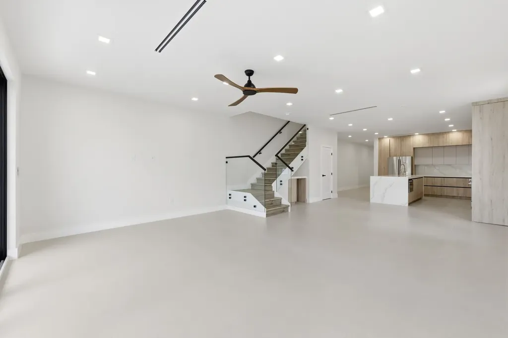 819 SW 1st Street Fort Lauderdale FL 33312
