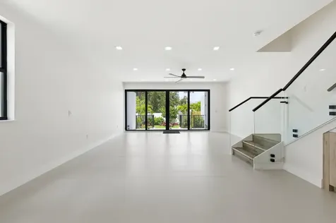 819 SW 1st Street Fort Lauderdale FL 33312