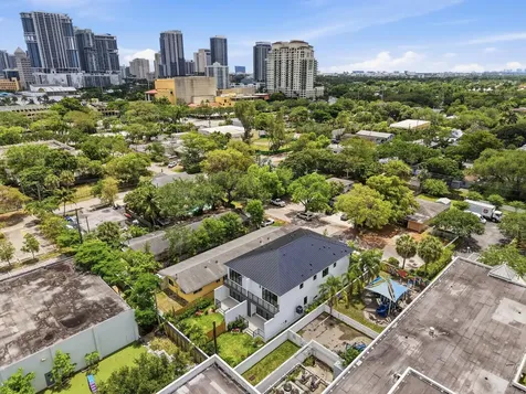 819 SW 1st Street Fort Lauderdale FL 33312