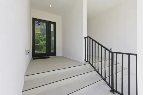 819 SW 1st Street Fort Lauderdale FL 33312