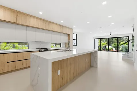 819 SW 1st Street Fort Lauderdale FL 33312