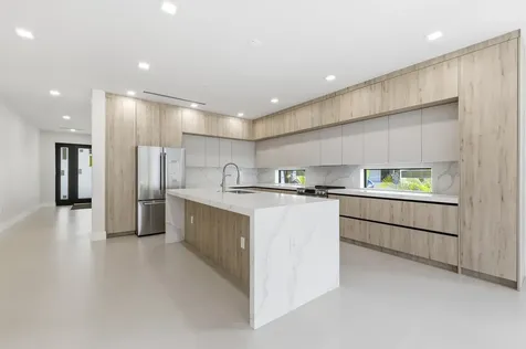 819 SW 1st Street Fort Lauderdale FL 33312