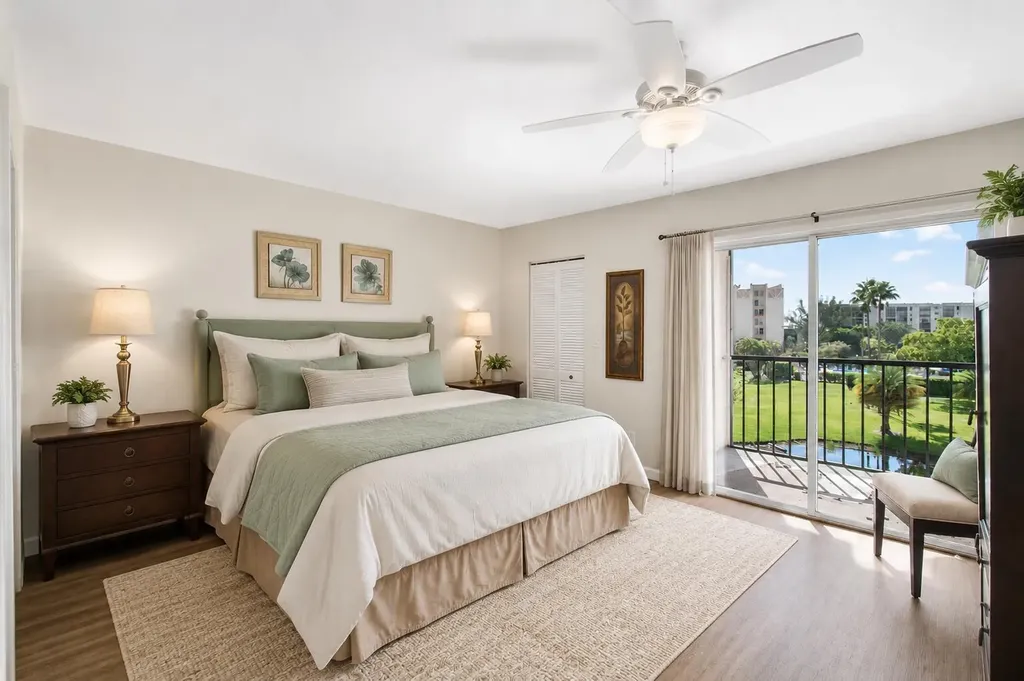 7006 Huntington Lane Delray Beach FL 33446