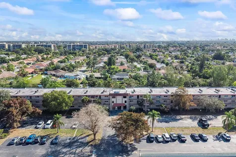 3900 NW 76th Avenue Sunrise FL 33351