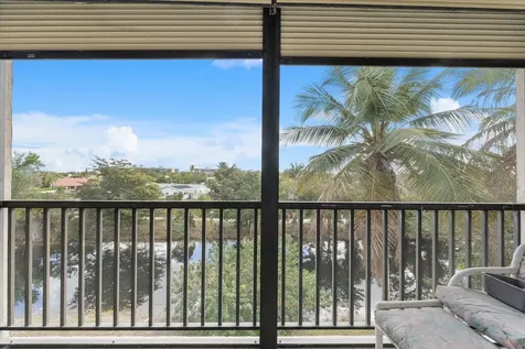 3900 NW 76th Avenue Sunrise FL 33351