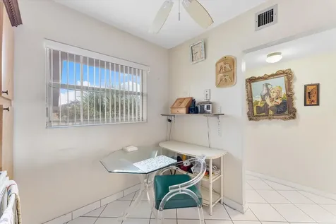 3900 NW 76th Avenue Sunrise FL 33351