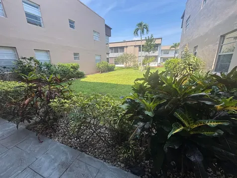 341 Piedmont Delray Beach FL 33484