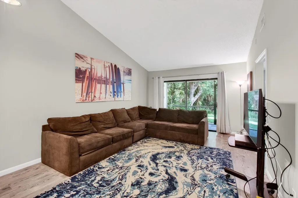 460 Hardwood Place Boca Raton FL 33431