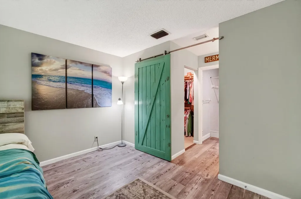 460 Hardwood Place Boca Raton FL 33431