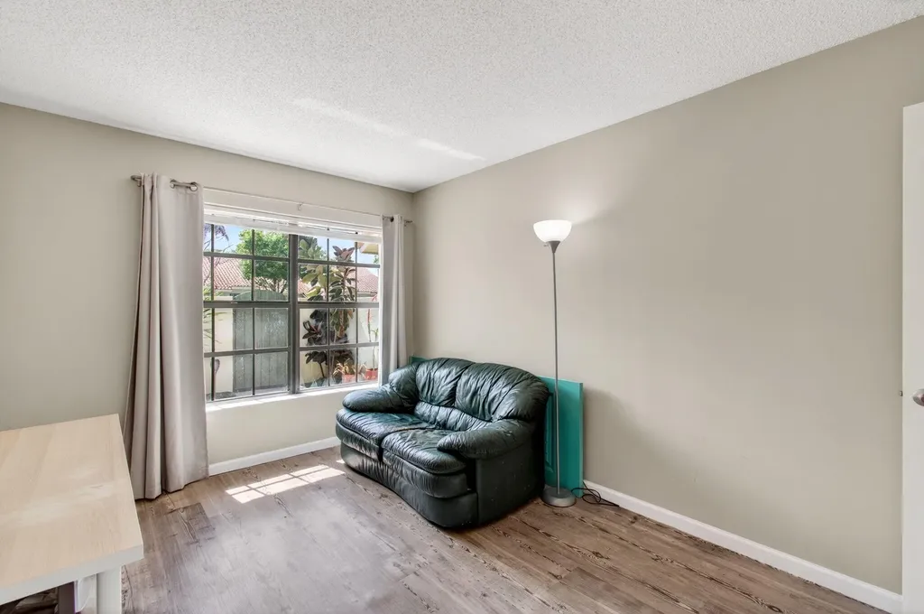 460 Hardwood Place Boca Raton FL 33431