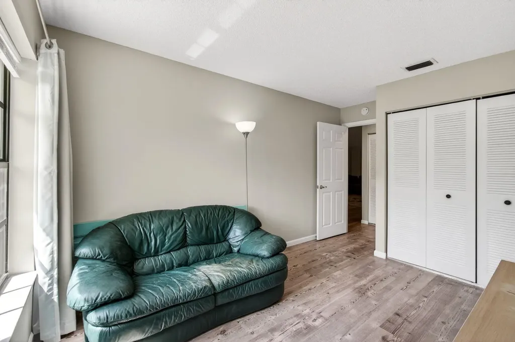 460 Hardwood Place Boca Raton FL 33431